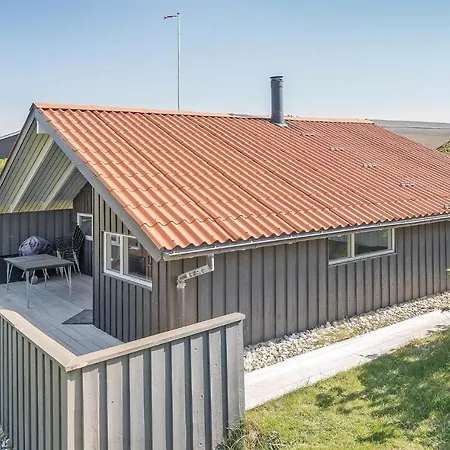 Härligt Hem I Vejers Strand Med Bastu Semesterbostad