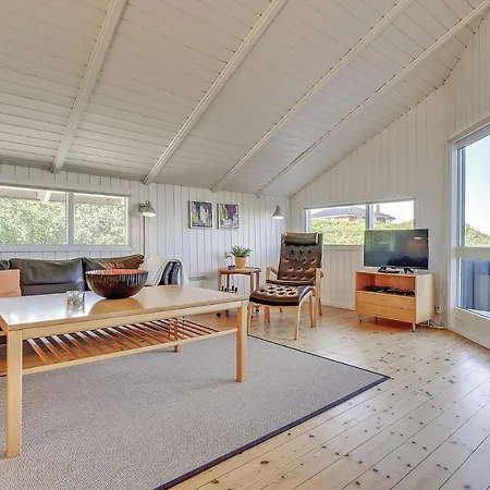 Holiday home Three-bedroom In *