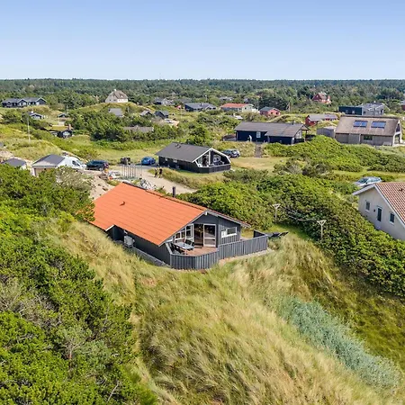 Härligt Hem I Vejers Strand Med Bastu *